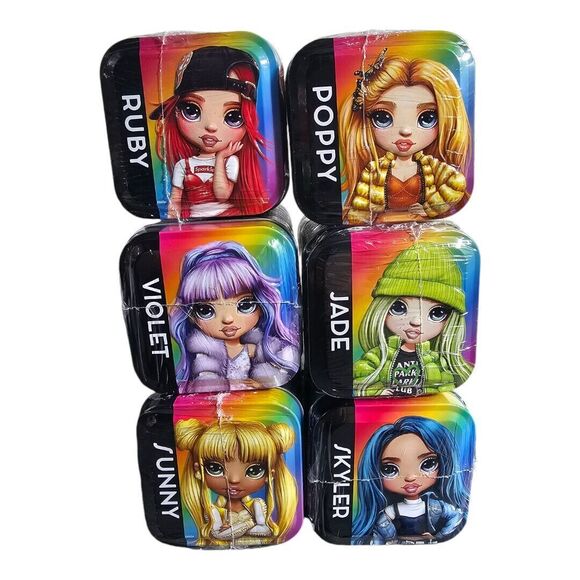 Rainbow High Tins Full Set Of All Six Contains 1 charm, 1 Wristlet, 2 Mag Card - Picture 4 of 8